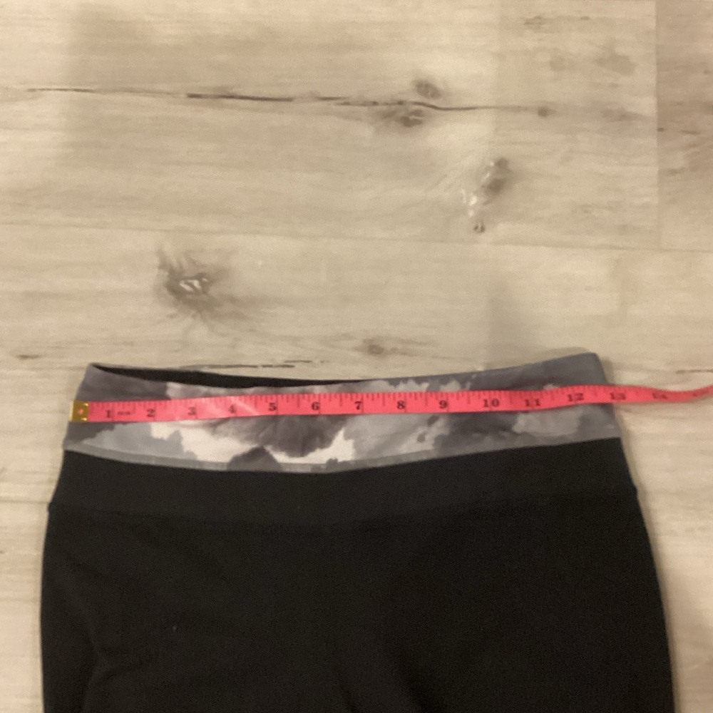 lululemon athletica Black Flared Leggings with Gray printed Waistband - Picture 6 of 8